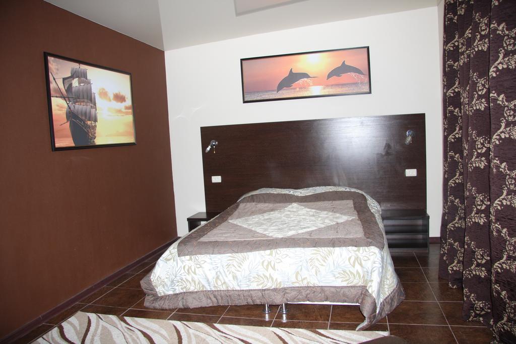 Aleksino Guest House Novorossiysk Phòng bức ảnh