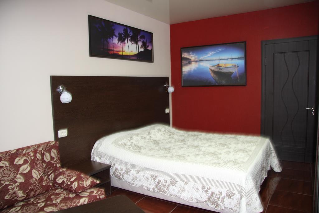 Aleksino Guest House Novorossiysk Phòng bức ảnh