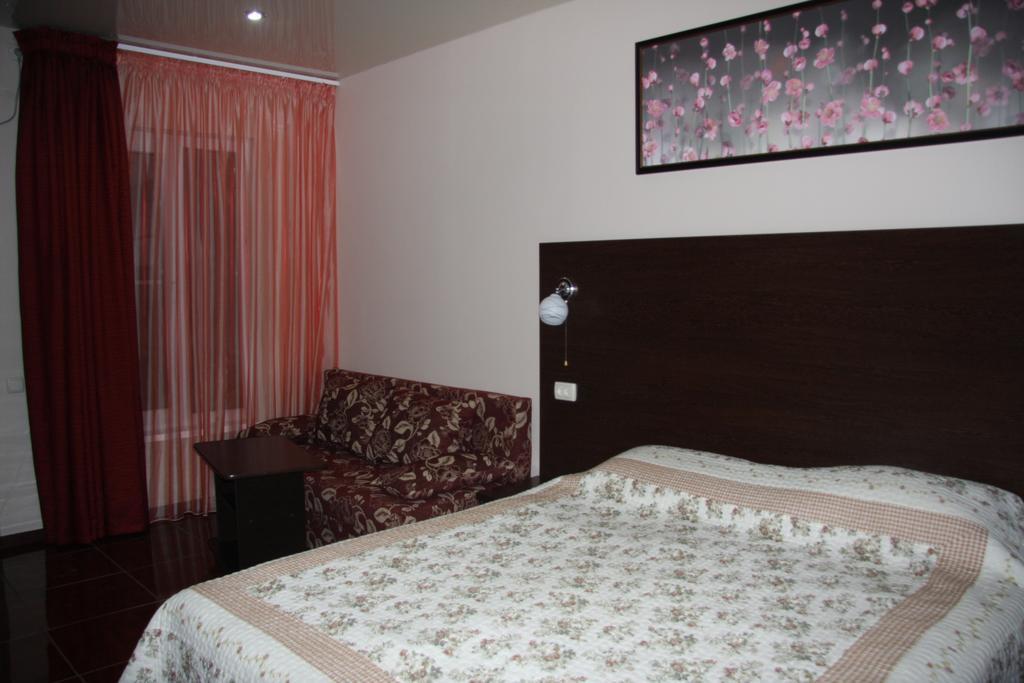 Aleksino Guest House Novorossiysk Phòng bức ảnh