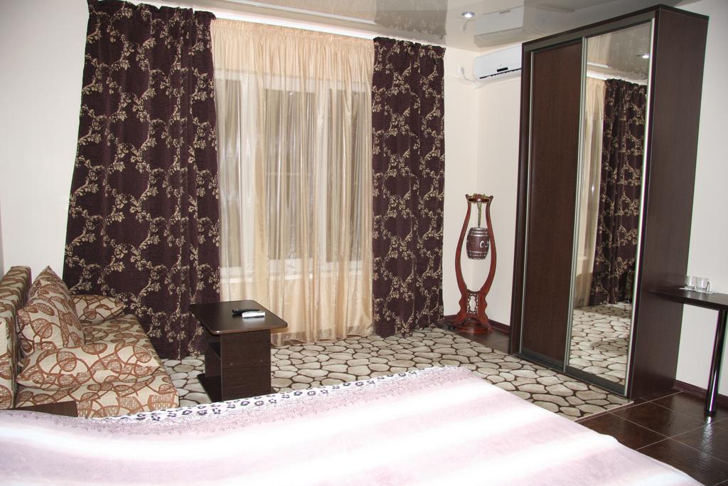 Aleksino Guest House Novorossiysk Phòng bức ảnh